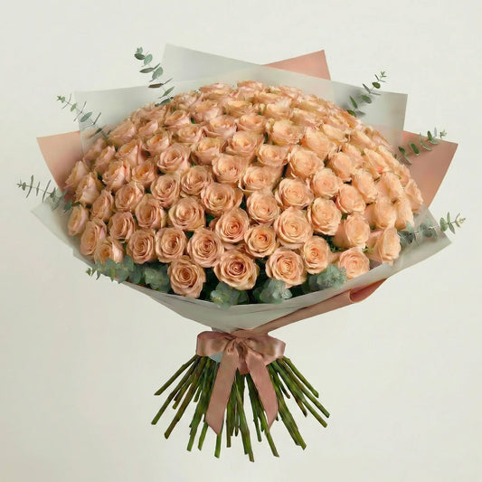 High-End Bouquet of 100 Peach Roses